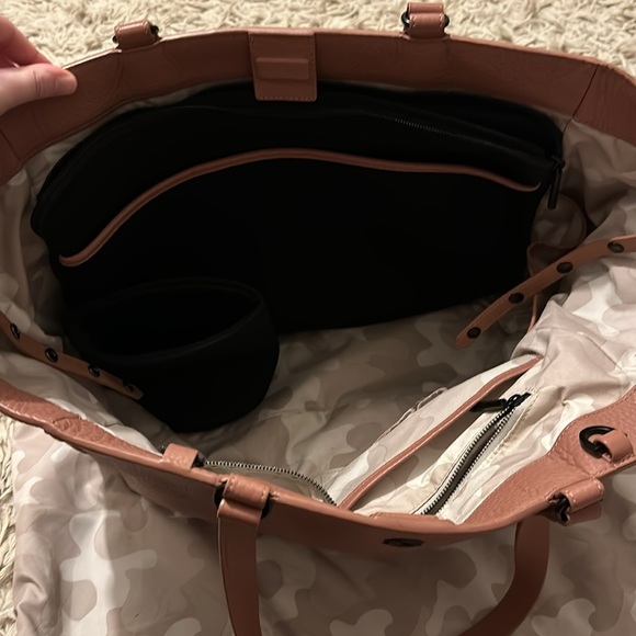 Dagne Dover Large Allyn tote - Picture 3 of 5